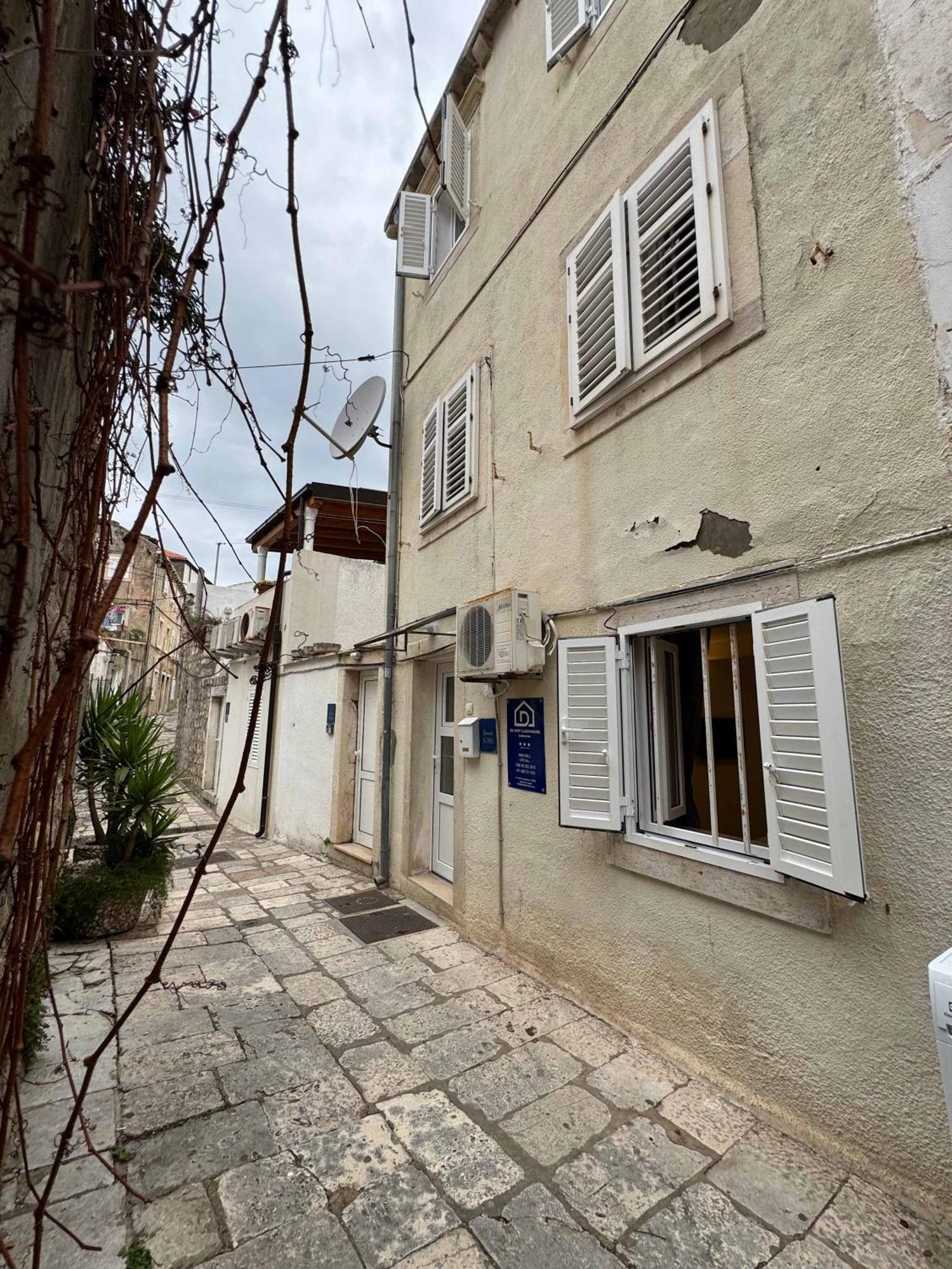De Spot Guest House - Pile Old Town Gate دوبروفينك المظهر الخارجي الصورة